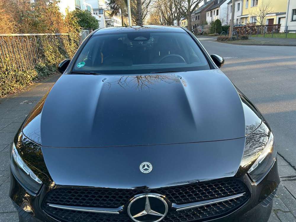 Mercedes-Benz A 180 A 180 7G-DCTAMG Line Advanced Plus