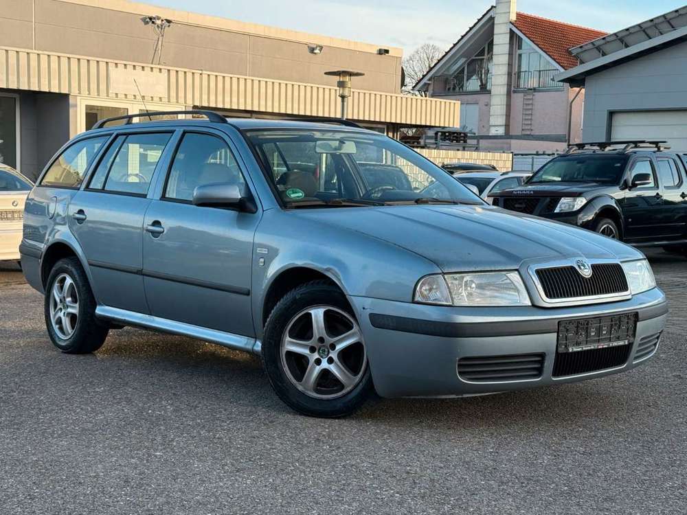 Skoda Octavia Combi 1.6 - Klima - AHK