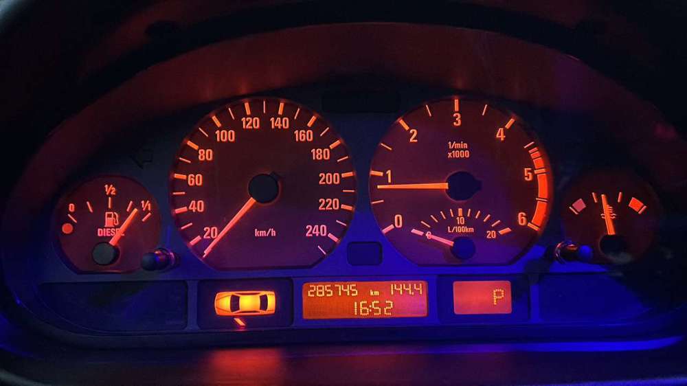 BMW 320 320d