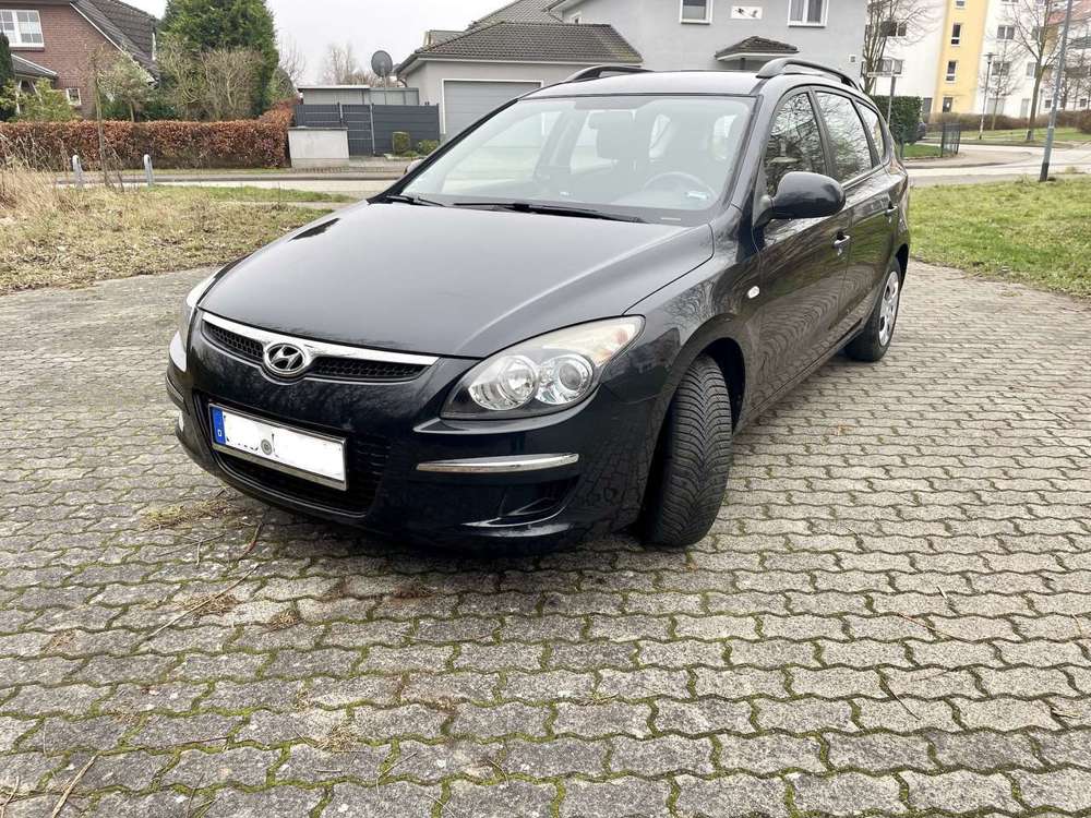 Hyundai i30 i30cw 1.4 EditionPlus Serviceheft TÜV11/26