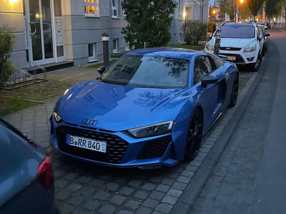 Audi R8
