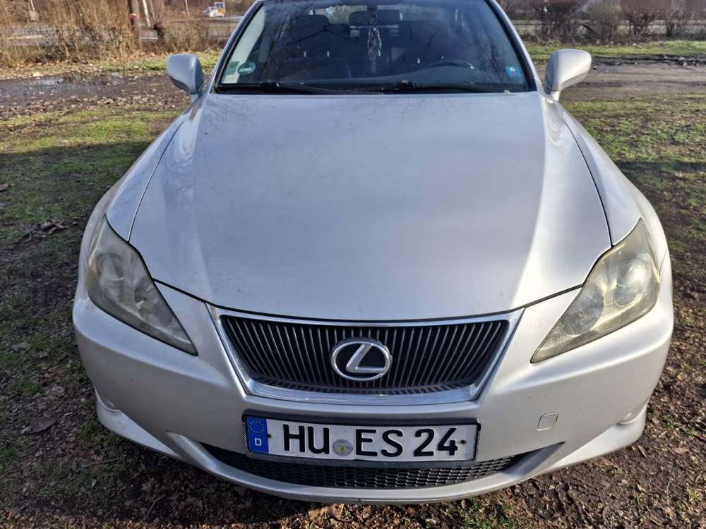 Lexus IS 220d