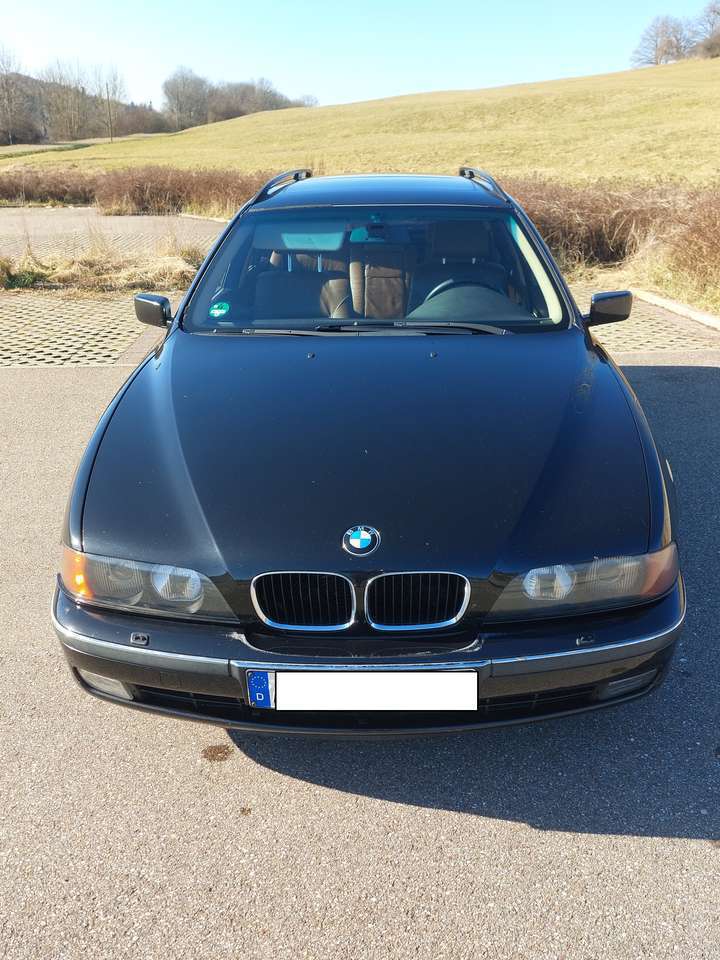 BMW 528 5er 528i touring