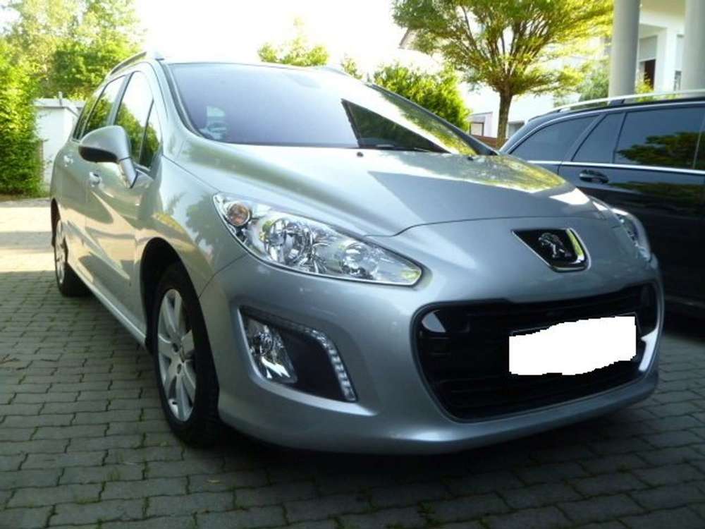 Peugeot 308 308 SW e-HDi FAP 115 Stop*Panorama+Navi+ALU+PDC