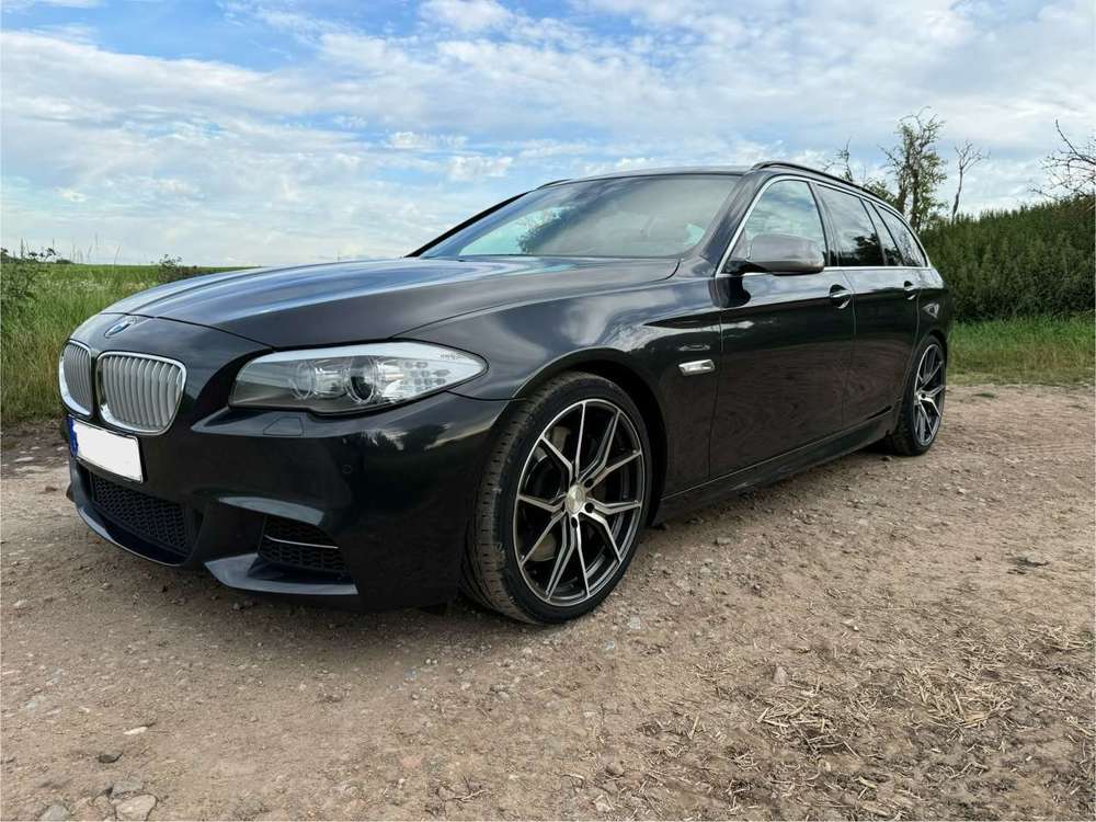BMW M550 M550d xDrive Touring M Aut. HUD Panoramadach
