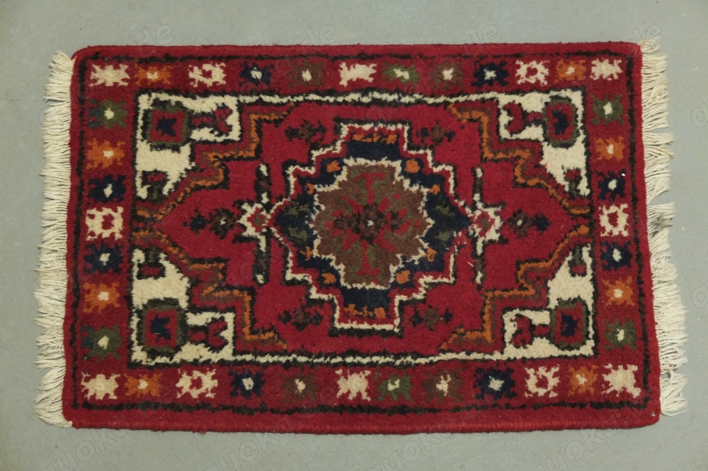 Kleiner geknüpfter Teppich (Vintage) 