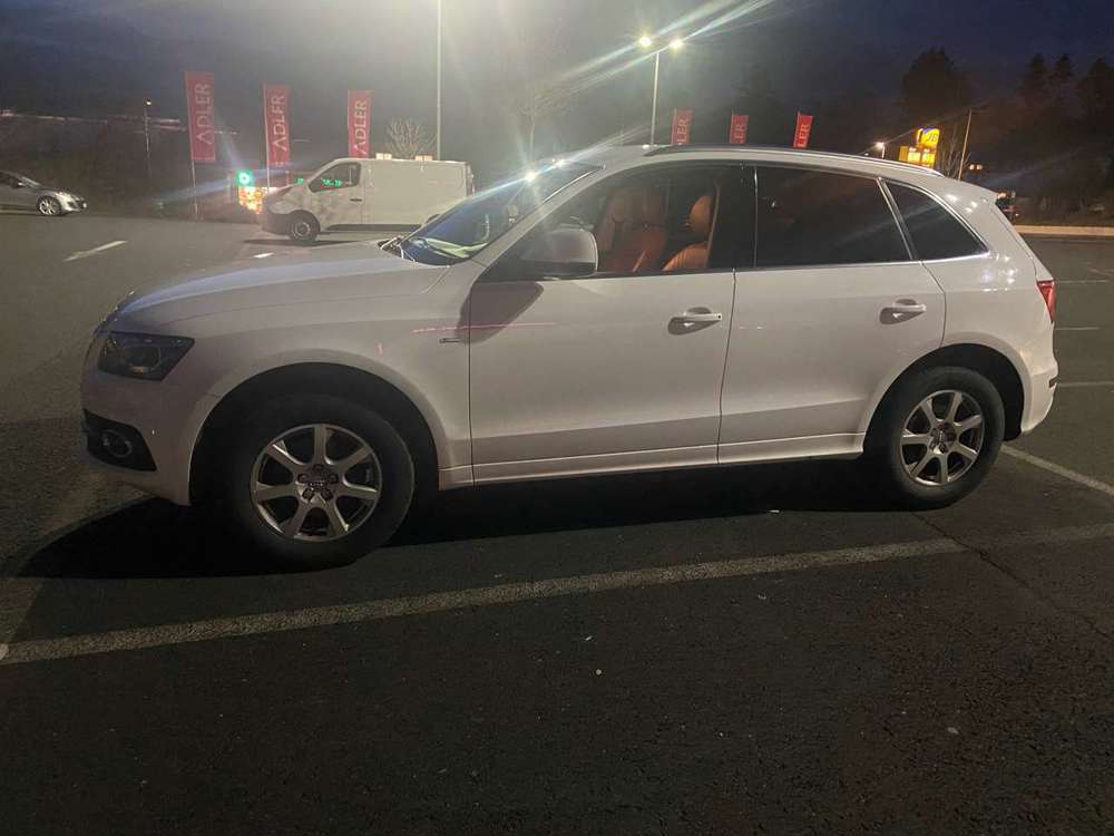 Audi Q5 2.0 TDI quattro Stronic S-Line