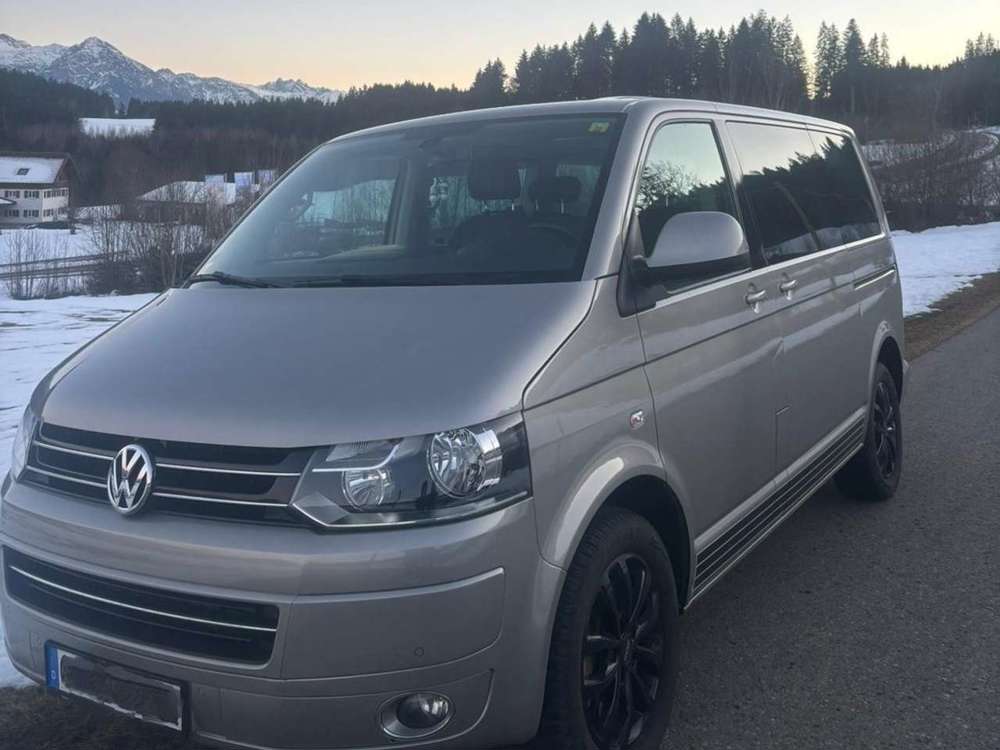 Volkswagen T5 Multivan DSG BMT Highline