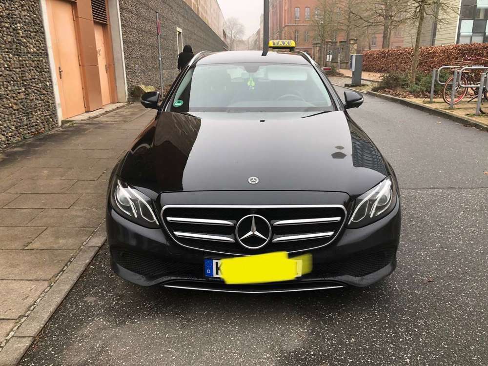 Mercedes-Benz E 220 E 220 d (213.204)