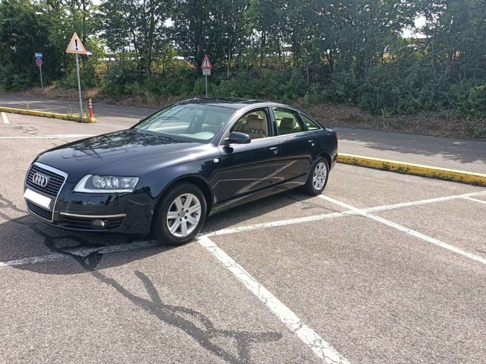 Audi A6 2.4