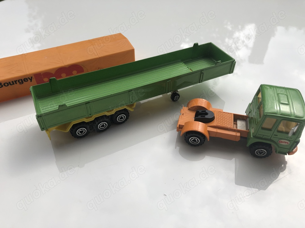 majorette Sattelzug, M 1:60, aus Konvolut, Auflieger, Bourgey