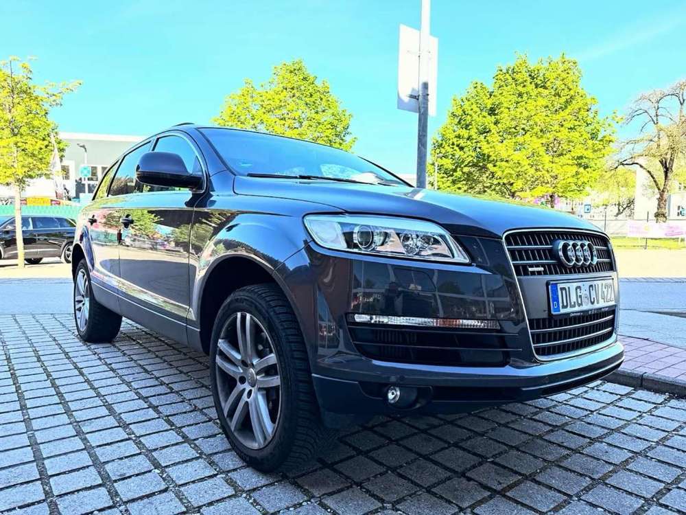 Audi Q7 3.0 TDI V6 quattro tiptronic