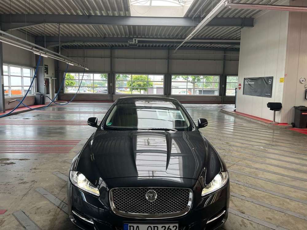 Jaguar XJ Premium Luxury Panorama