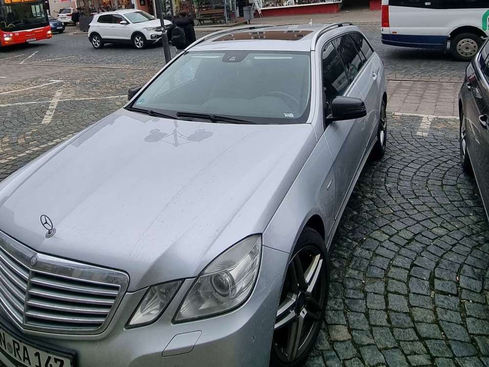 Mercedes-Benz E 250 T CDI DPF BlueEFFICIENCY Automatik