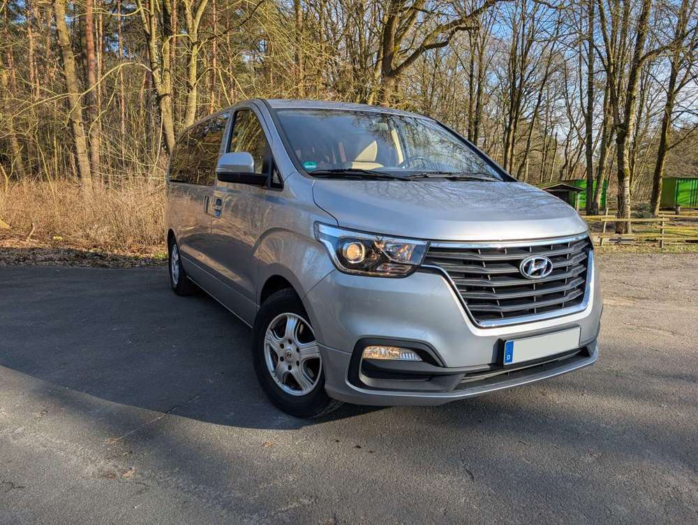 Hyundai H-1 Travel-Premium | 2.5 CRDI | Automatik | 8-Sitzer