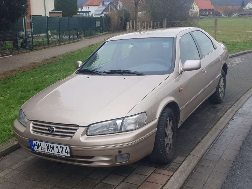 Toyota Camry 3.0 V6