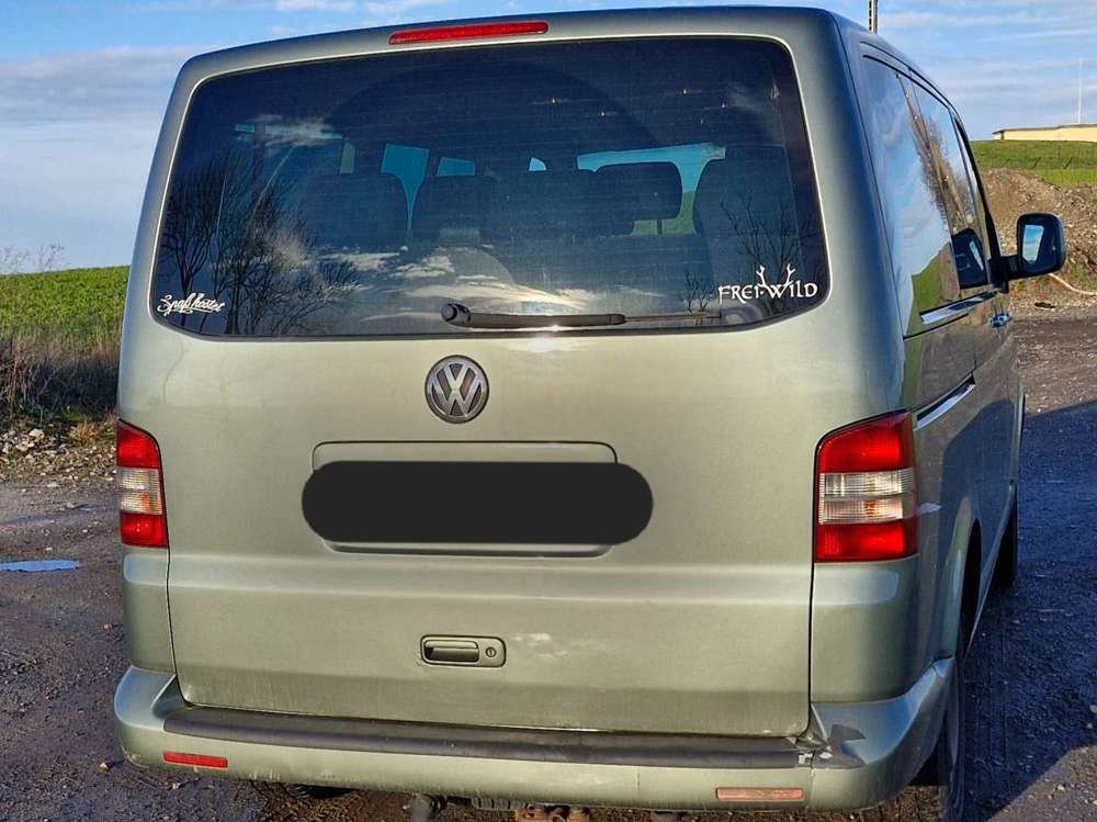 Volkswagen T5 Caravelle Caravelle 4MOTION Kurz (7-Si.)
