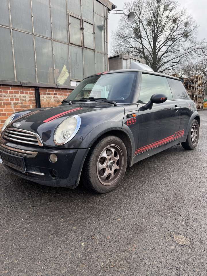 MINI One One