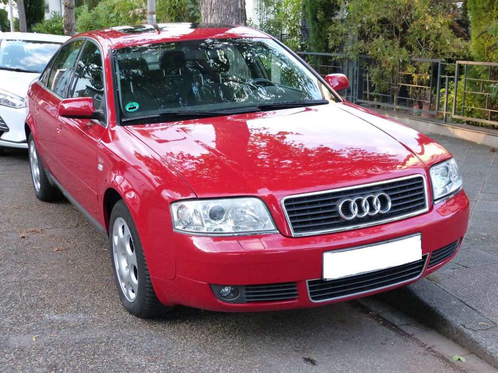 Audi A6 2.4 tiptronic Quattro