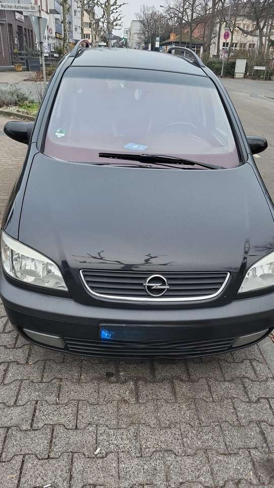 Opel Zafira Zafira+2.2