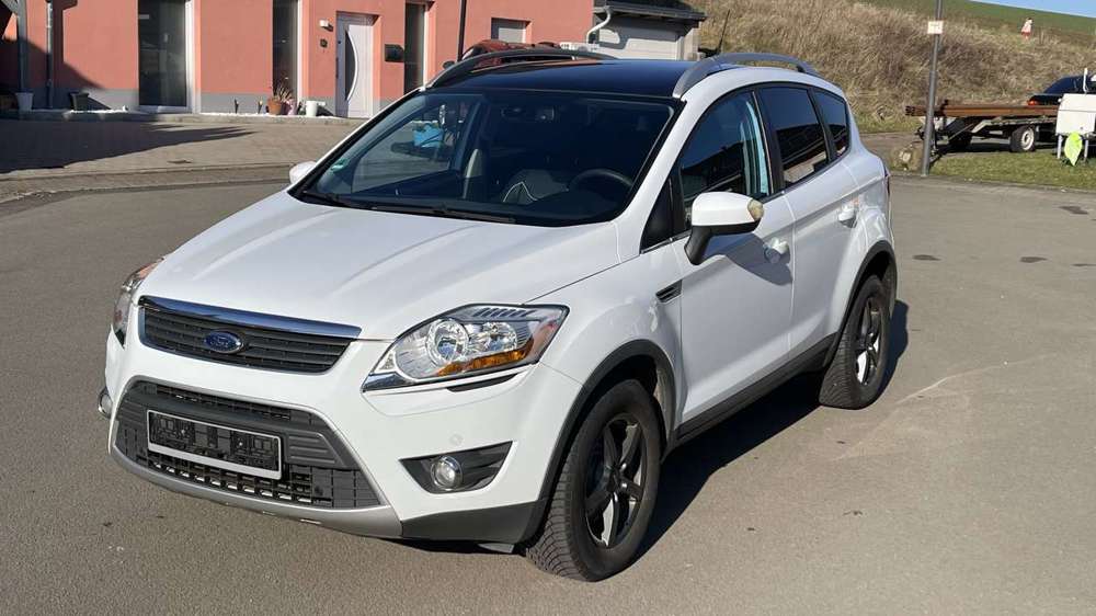 Ford Kuga Sondermodell „White Magic“ 4x4 Individual Voll