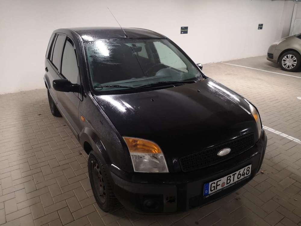 Ford Fusion 1.6 +