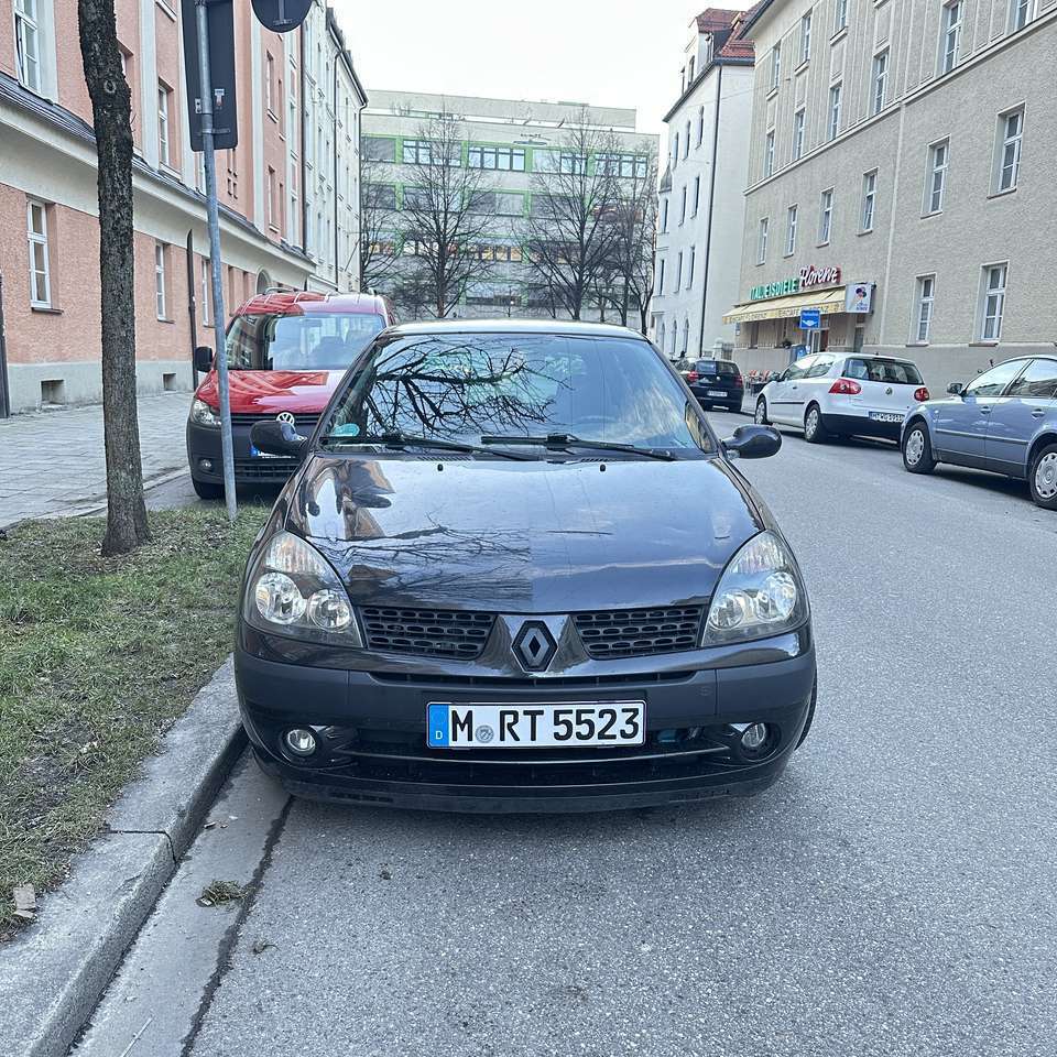 Renault Clio 1.2 16V Authentique TÜV NEU BIS 2026