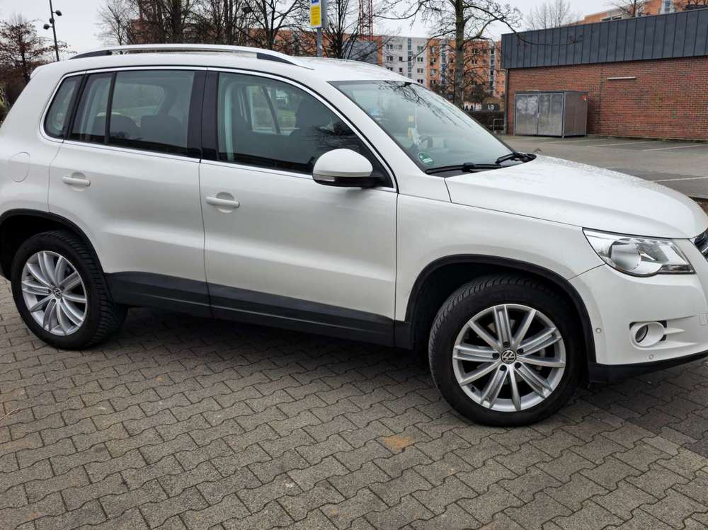 Volkswagen Tiguan Tiguan+2.0+TSI+4Motion+Automatik+Sport+