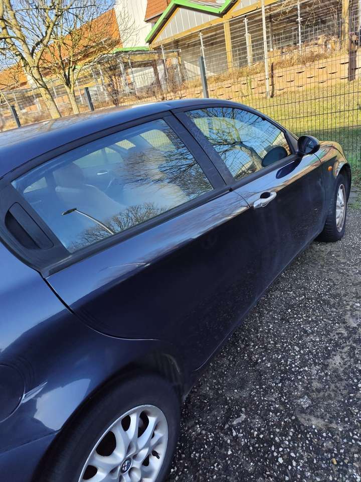 Alfa Romeo 147 147 1.6 Twin Spark Progression