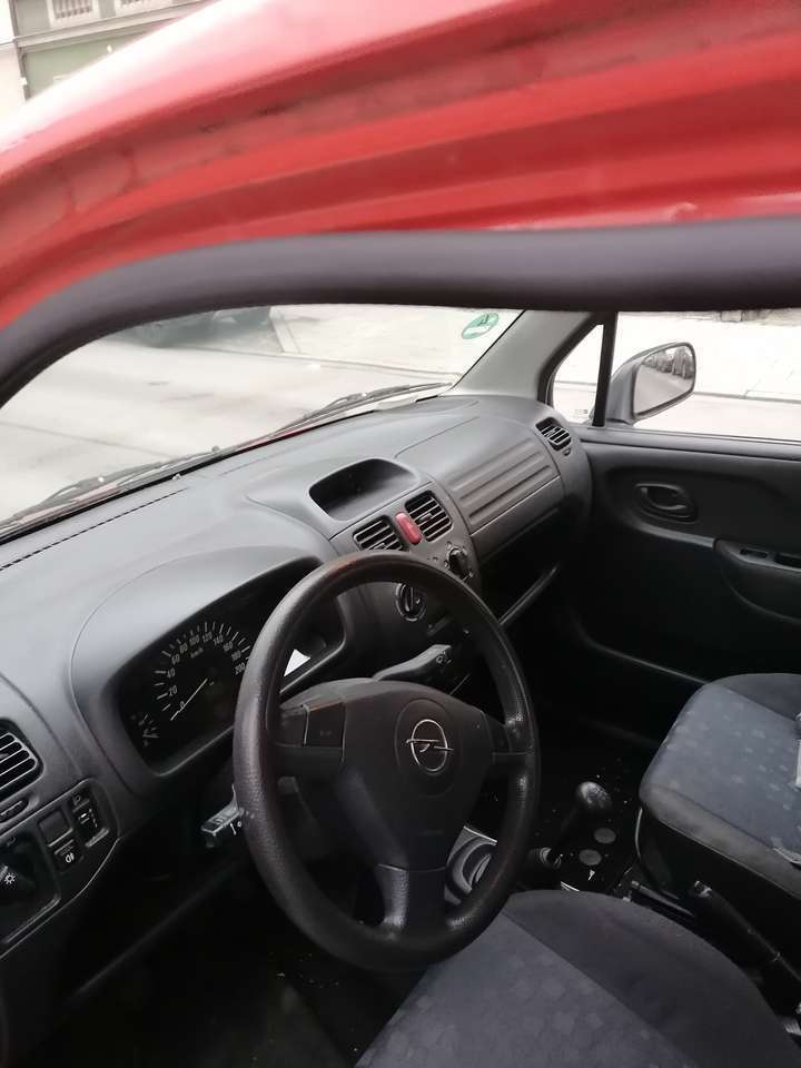 Opel Agila Agila 1.0 12 V Edition