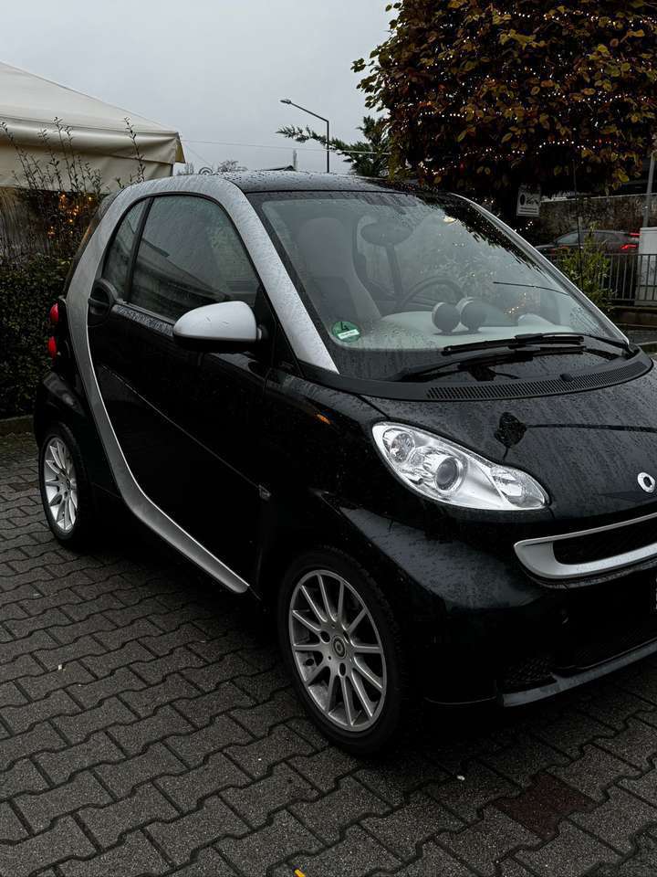 smart forTwo 2011(71ps) Panorama/Sitzheizung/Guter Zustand!!