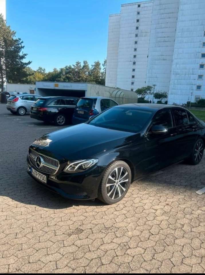 Mercedes-Benz E 220 d 9G-TRONIC Avantgarde