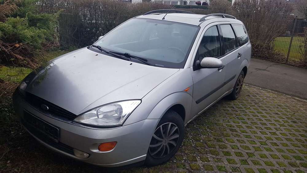 Ford Focus Focus Turnier Ghia
