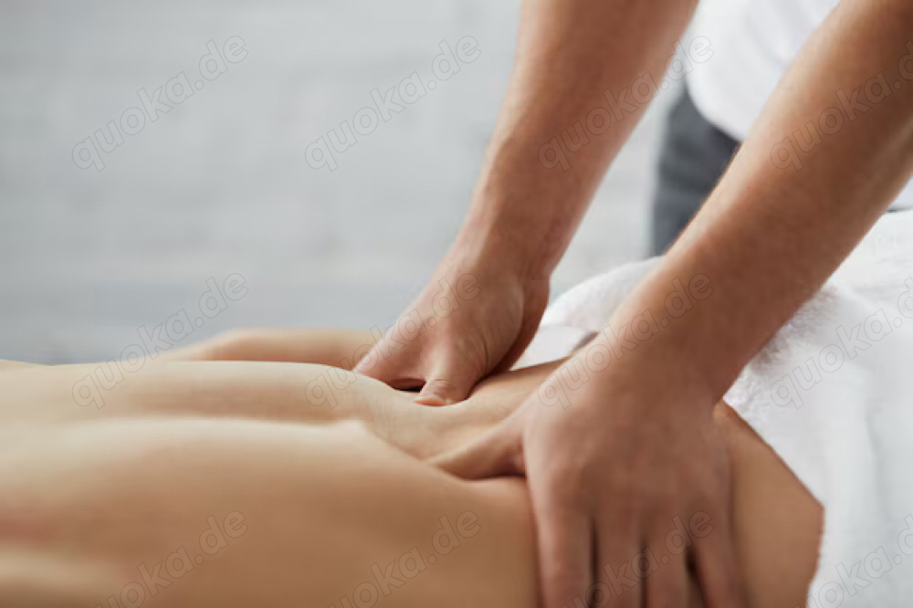 Massage Body2Body Ganzkörpermassage