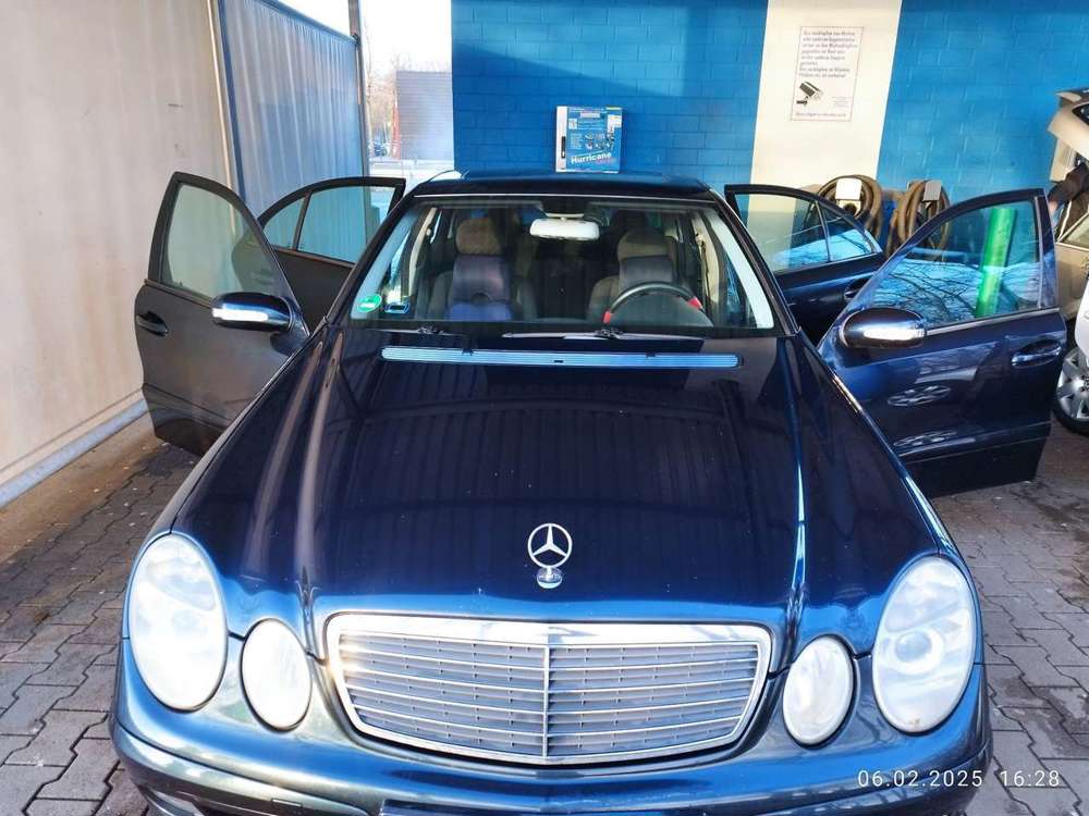 Mercedes-Benz E 240 Classic