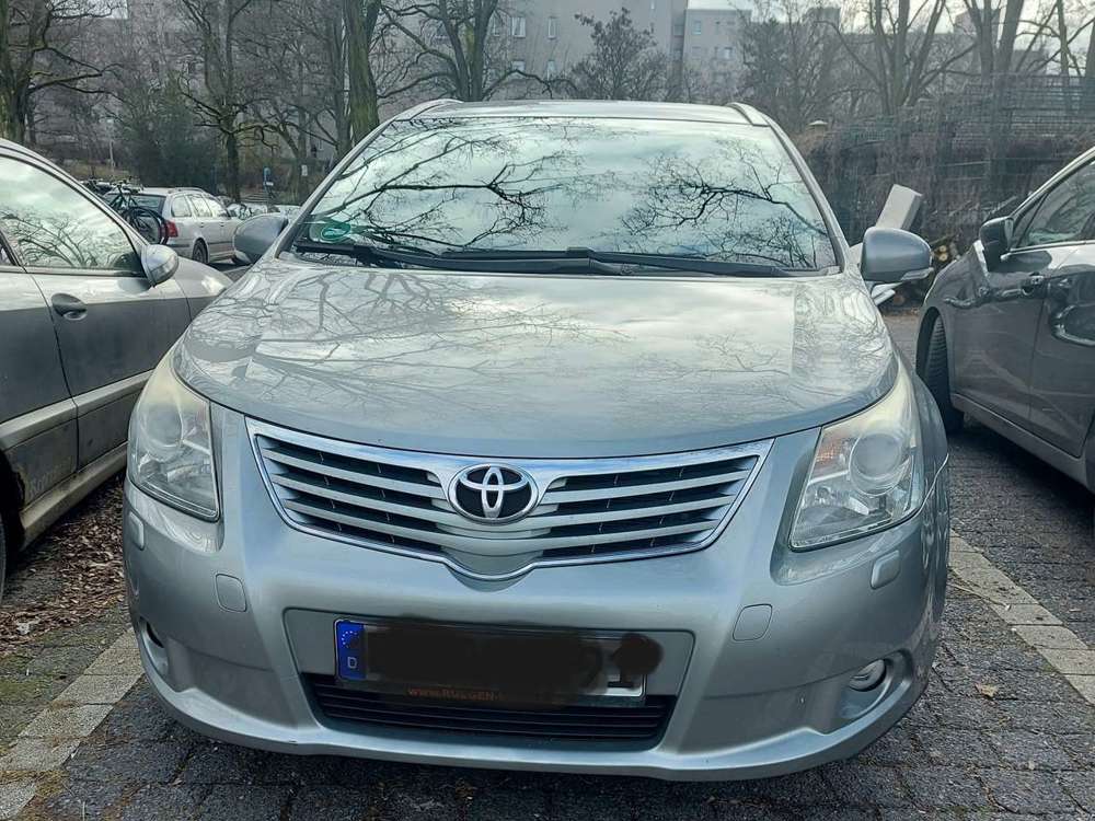 Toyota Avensis Combi 1.8 Sol