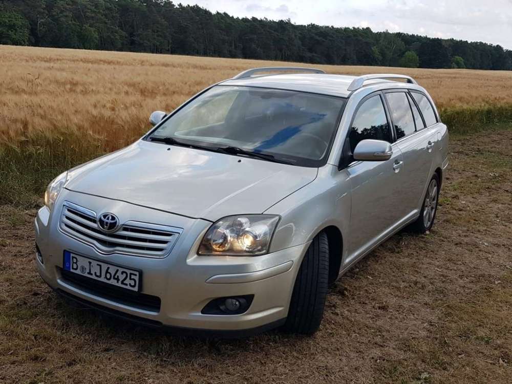 Toyota Avensis 2.0 D-4D Combi