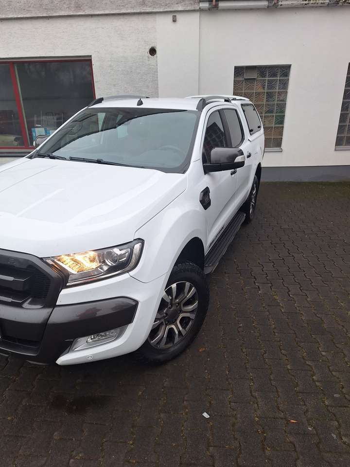 Ford Ranger Wildtrak 4x4 3,2 Liter hardtop 1hand