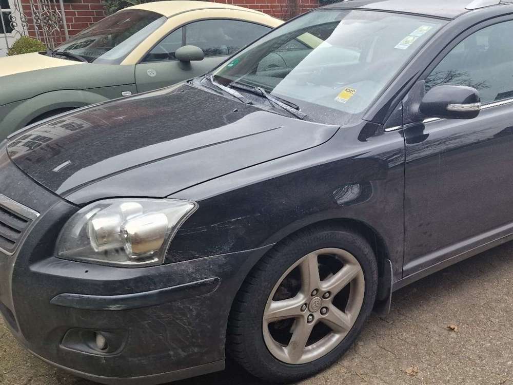 Toyota Avensis 2.2 d-cat 16v 222