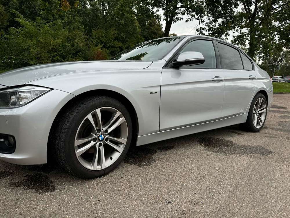 BMW 318 318d Sport Line