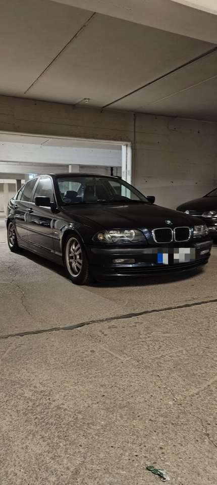 BMW 320 BMW 320i E46 Youngtimer Versicherung TÜV, Service,