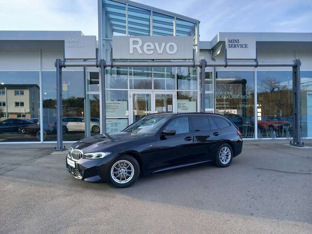 BMW 320 d Touring Aut M Sportpaket AHK Panorama LED AktGes
