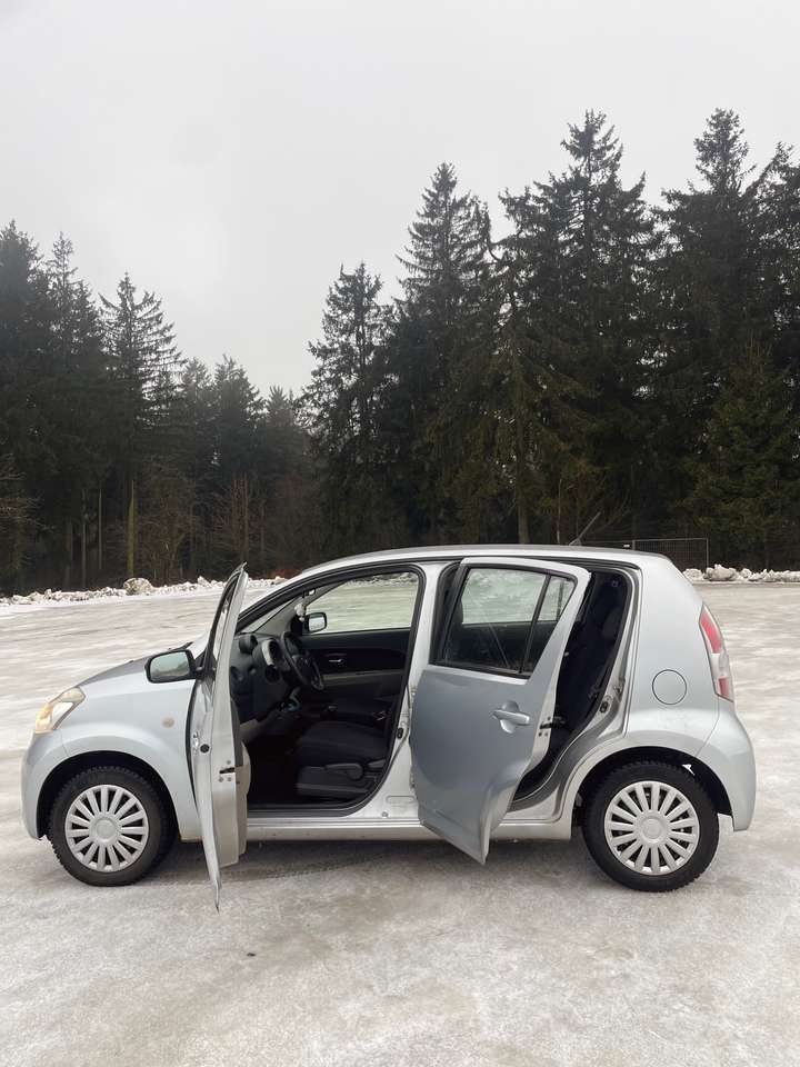 Daihatsu Sirion Rentnerfahrzeug - sehr gepflegt