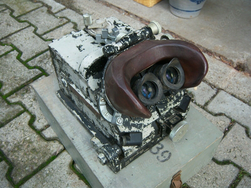 Carl Zeiss eine Art Fernglas 5-10 x14 deutsche Marine 1940er Jahre WW2