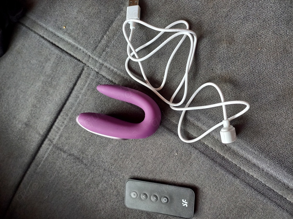 Vibrator mit Fernbedienung und Ladekabel