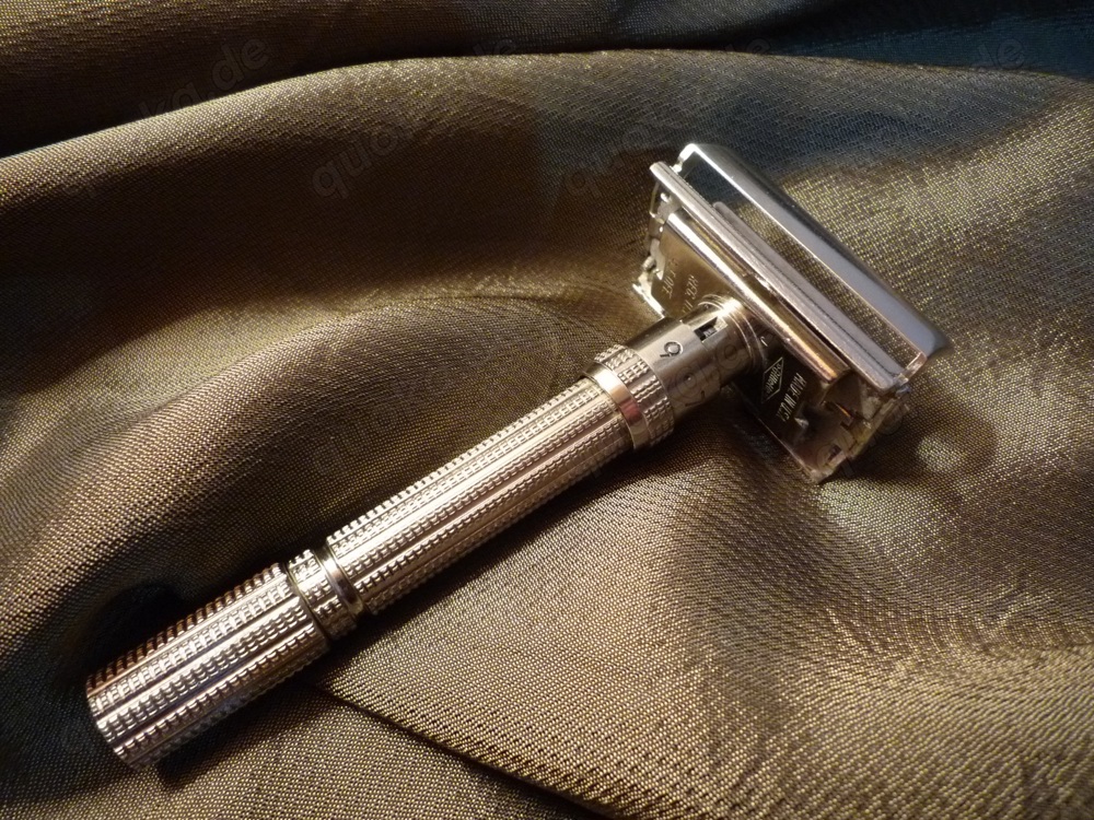 Gillette Adjustable Butterfly Nassrasierer Gillette Adjustable Butterfly Nassrasierer
