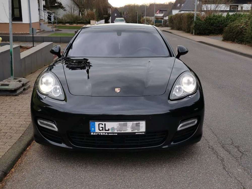 Porsche Panamera Turbo PDK AHK Burmester TÜV 10 /2026