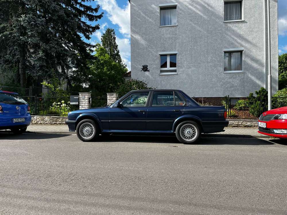 BMW 325 E30 325ix