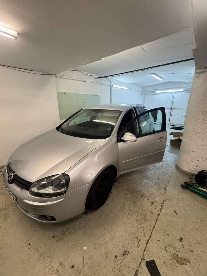 Volkswagen Golf 2.0 FSI Comfortline