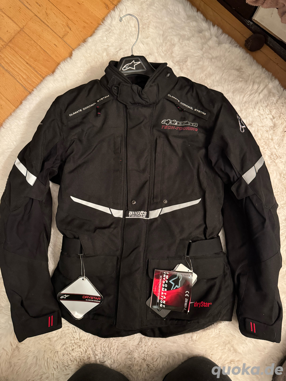 NEUE alpinestars Motorradjacke - Größe M NEUE alpinestars Motorradjacke - Größe M